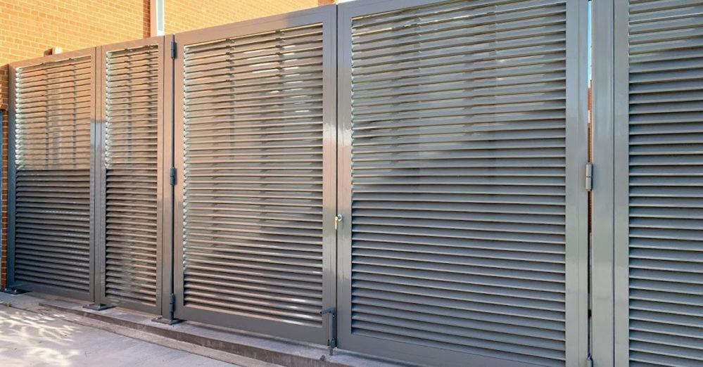 Louvered Screen Wall