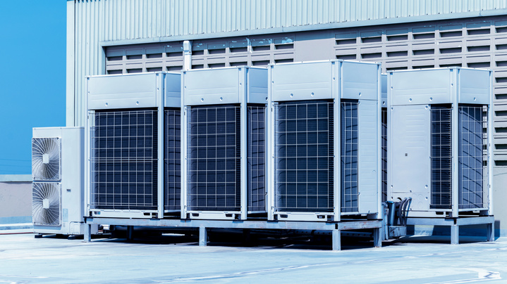 Mechanical RTU screens help protect rooftop units from wind damage. Noise reduction is an extra perk.