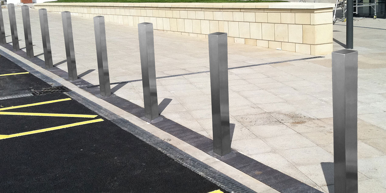 PalmSHIELD » How Bollards Protect Commercial Property - PalmSHIELD